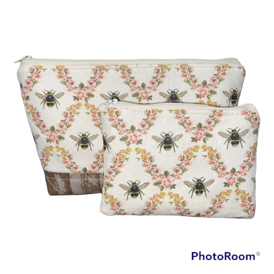 Bee with Flowers Make up Bag and Coin Purse Set